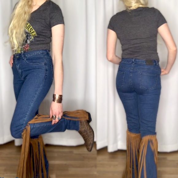 NWT L&B Studded Fringe Jeans Lucky and Blessed - Picture 7 of 8
